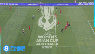 有点危险！比赛第5分钟，中国女足后点漏人，好在福勒推射打高