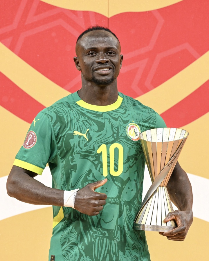 到手的冠军没了！马内非洲杯最后一舞原本夺冠，2个月后冠军易主