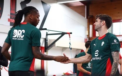 意天空：莱奥和普利西奇握手言和，上轮意甲的不传球风波已经过去