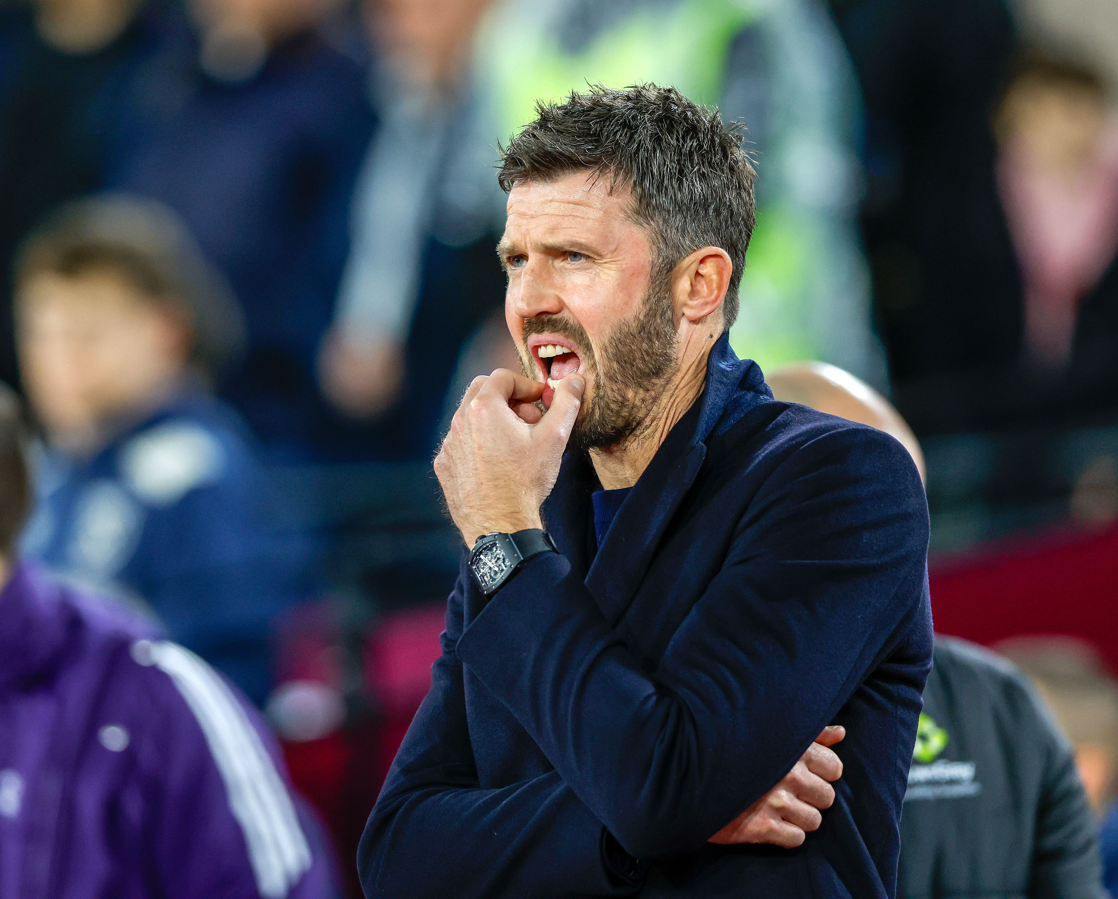 应对胖虎离队！太阳报：曼联计划补强中场，关注托纳利、沃顿等人