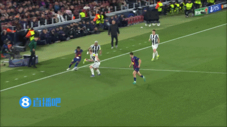 亚马尔边路连过2人斜塞，随后门前补射离谱高出