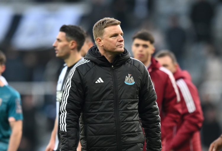 不止埃迪·豪！2016年内维尔带队在诺坎普也被巴萨打进7球