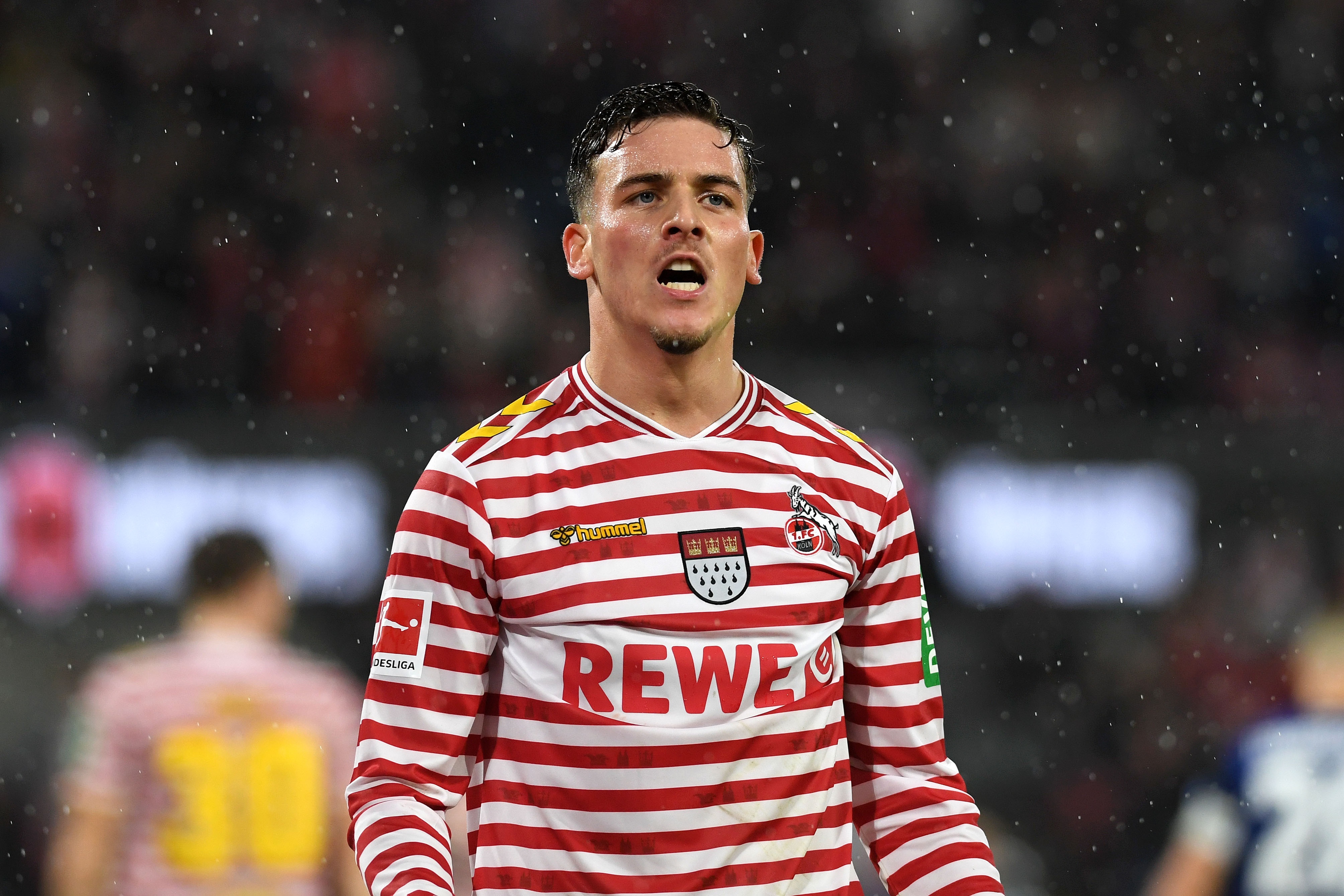 德媒：切尔西准备4500万欧报价马拉，并提供为期7年的合同