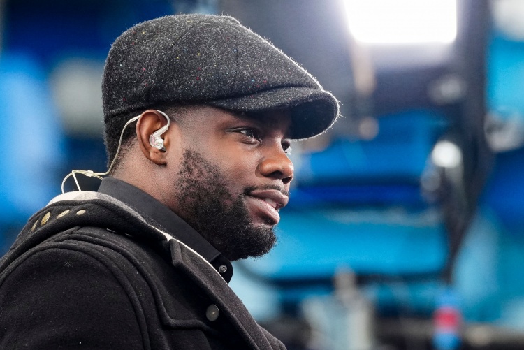 理查兹：如果巴萨欧冠遇到阿森纳还大幅前压，会被阿森纳打崩