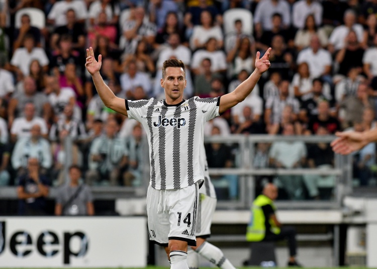 记者:拉齐奥有意求购米利克,若收到报价尤文愿意考虑出售球员