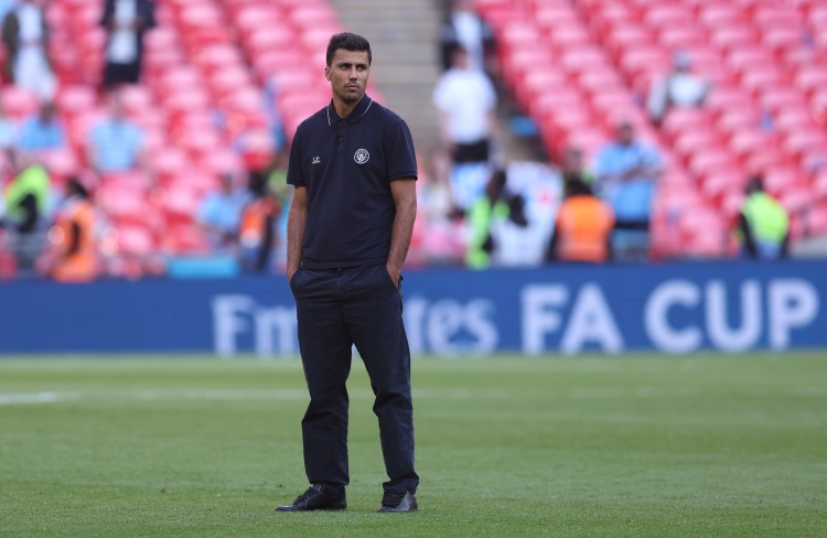 天空:罗德里是考察目标之一,恩佐和凯塞多也被与皇马联系在一起