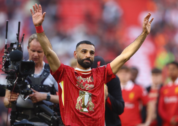 金融专家:萨拉赫若转会沙特,商业价值超越梅罗,身家将达10亿镑