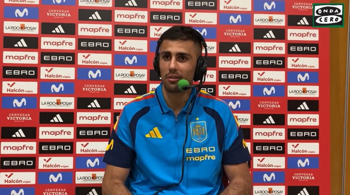 罗德里:非常钦佩维尼修斯,他们想我们对立,决定金球的是其他人