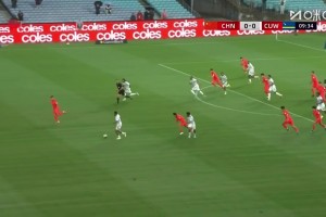 邵佳一执教开门红!国足2-0库拉索 张玉宁传射韦世豪凌空斩