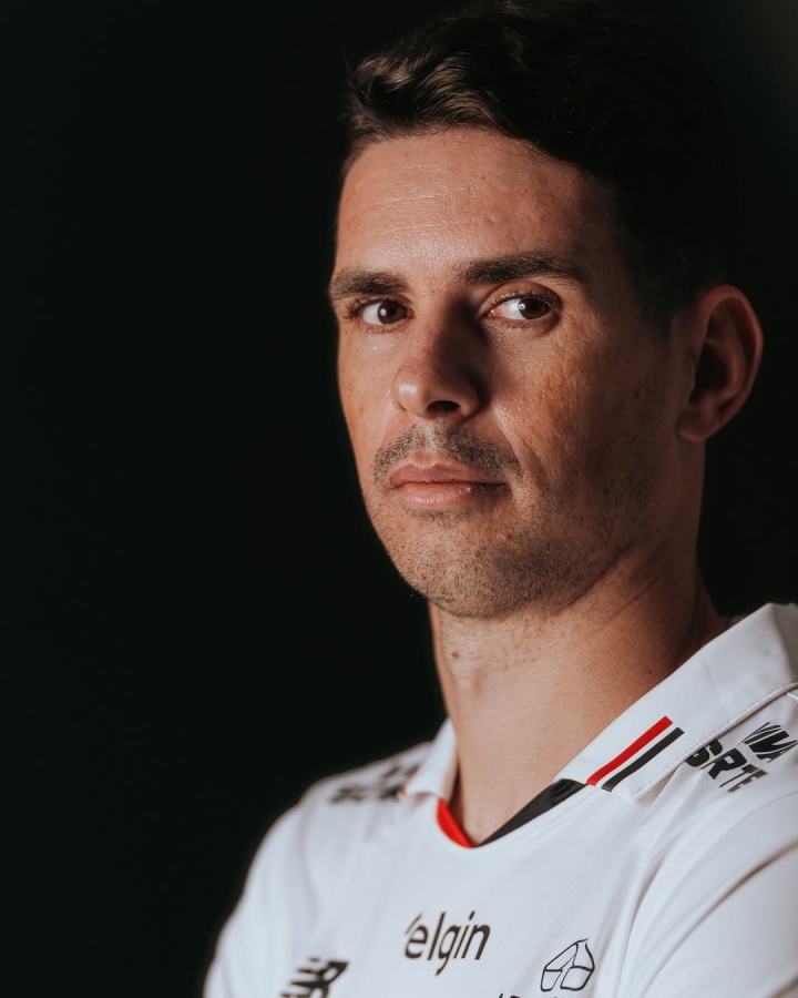 退役倒计时！巴媒：奥斯卡与圣保罗解约达协议，放弃近7000万薪资