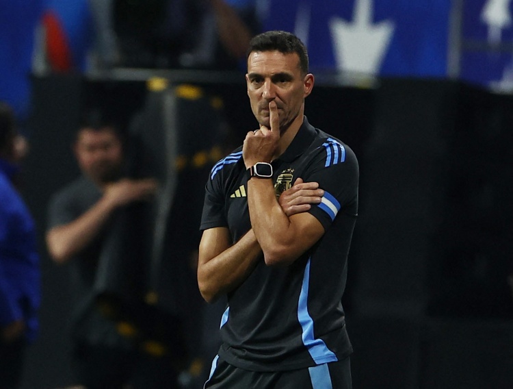 阿媒:阿根廷国家队热身赛1-0击败U20,何塞·洛佩斯打进唯一进球