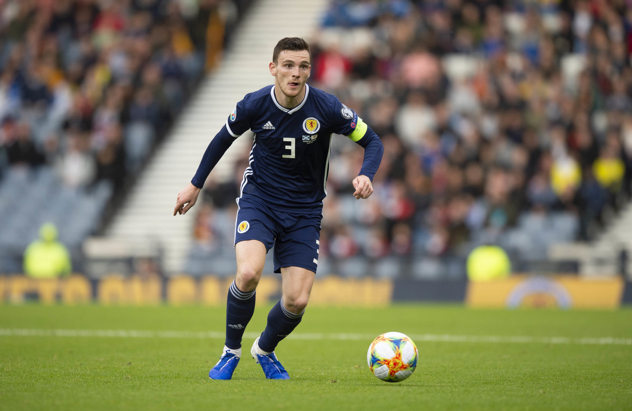 罗伯逊为苏格兰出战91场比赛，队史仅次于达格利什的102场