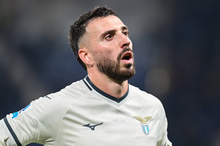 记者:国米将吉拉、索勒视为巴斯托尼替代者候选