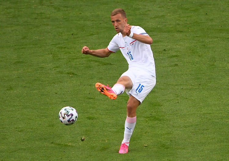 绍切克:我想为捷克而战,他们能夺走我的队长袖标却夺不走我的心