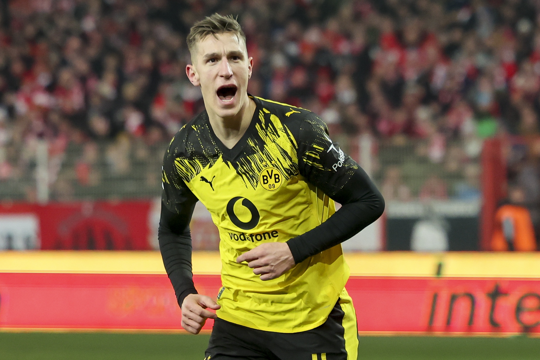 施洛特贝克：续约尚未接近敲定，凯尔走了我肯定会跟新总监对话