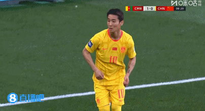 9分钟连丢2球!国足0-2落后喀麦隆,对手后点无人盯防爆射破门