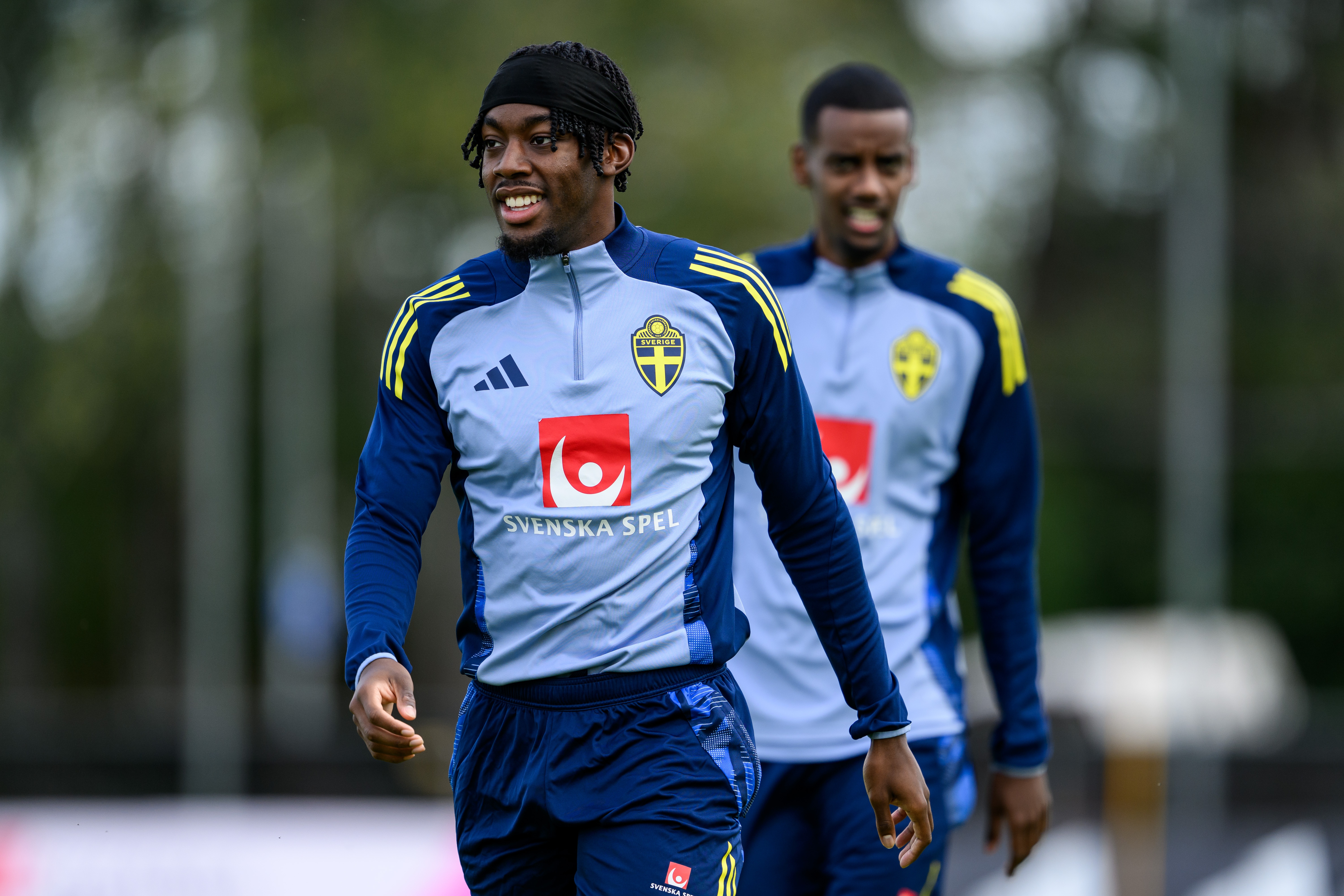 伊兰加:对阵波兰无需动员,我们会全力以赴实现世界杯梦想