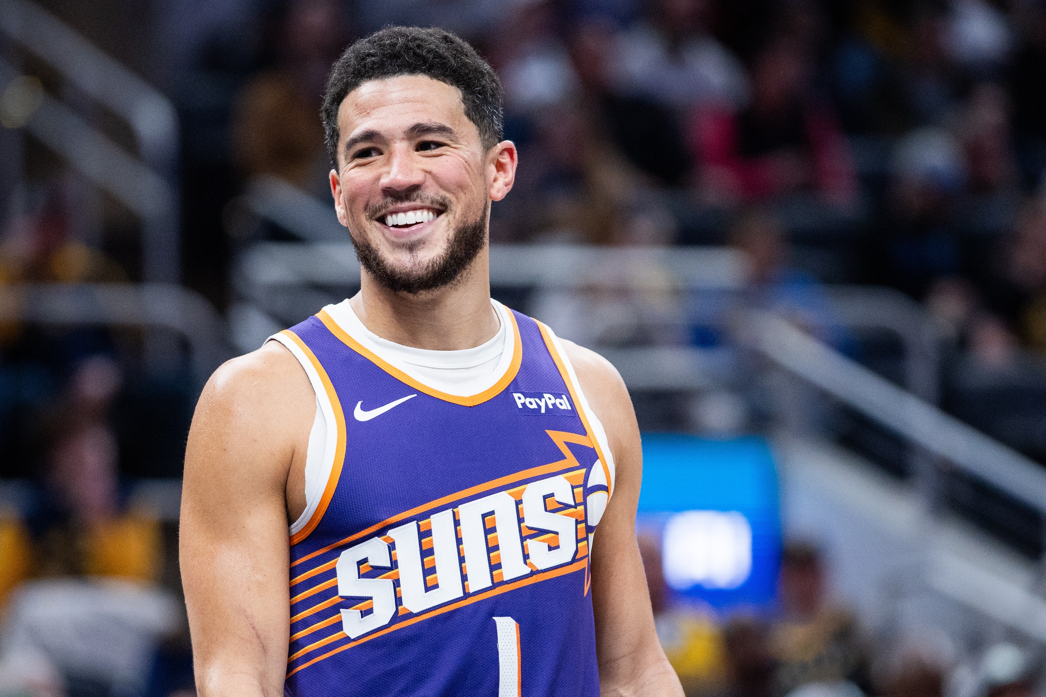 布克拿到18000分!奥特:无论为人还是打球都很稳定 一直全力竞争